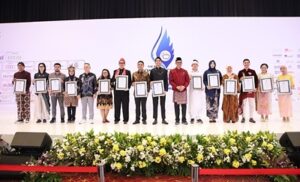 transcosmos wins two awards at the Best Contact Center Indonesia 2026